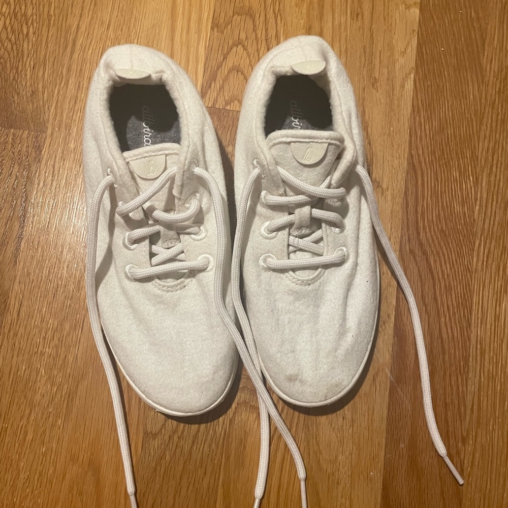 Allbirds women’s wool runners natural white (cream sole) size 8
